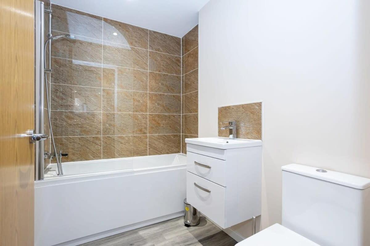 Lovely 1 Bedroom Apartment In Manchester Dış mekan fotoğraf